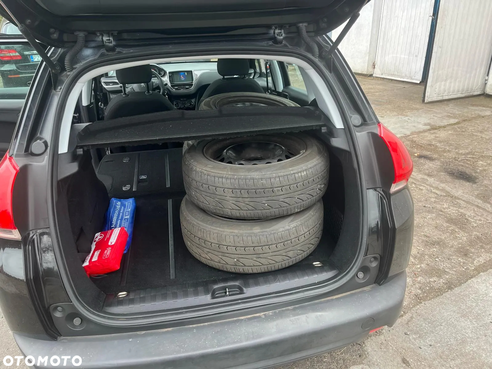 Peugeot 2008 1.6 VTi Active - 17