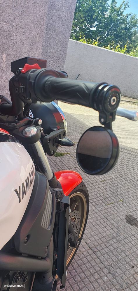 Yamaha XSR - 4