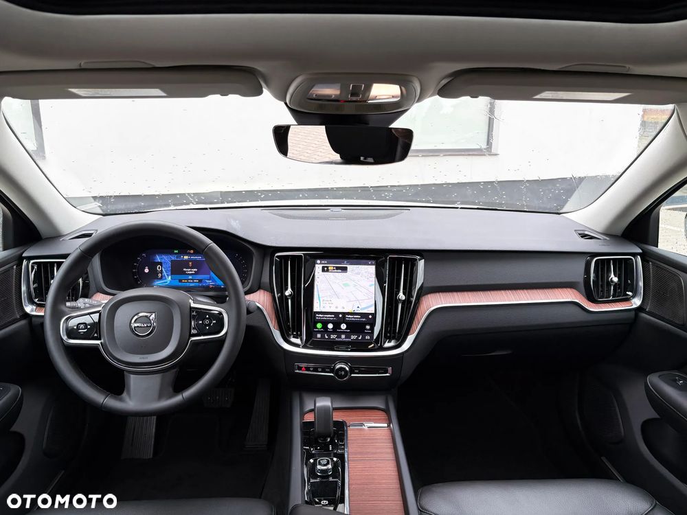 Volvo S60 B5 B AWD Plus Dark - 15