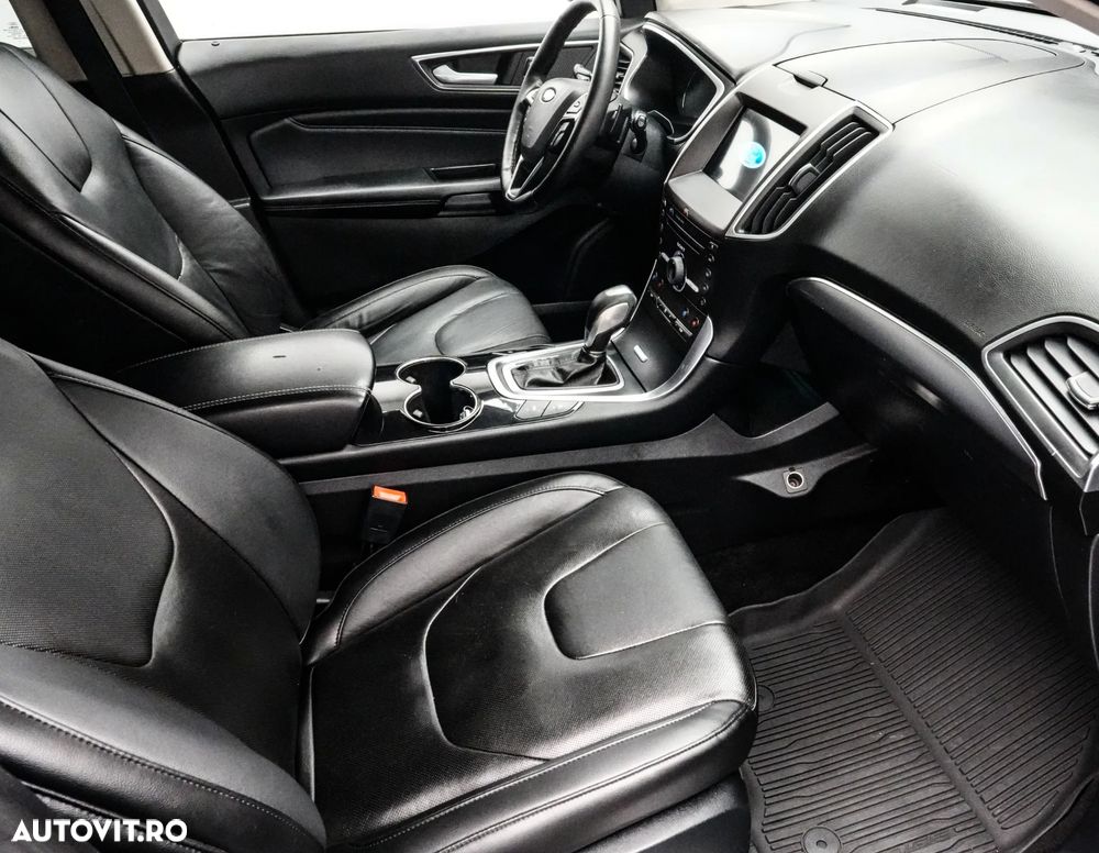 Ford Edge 2.0 TDCi Powershift Titanium - 13