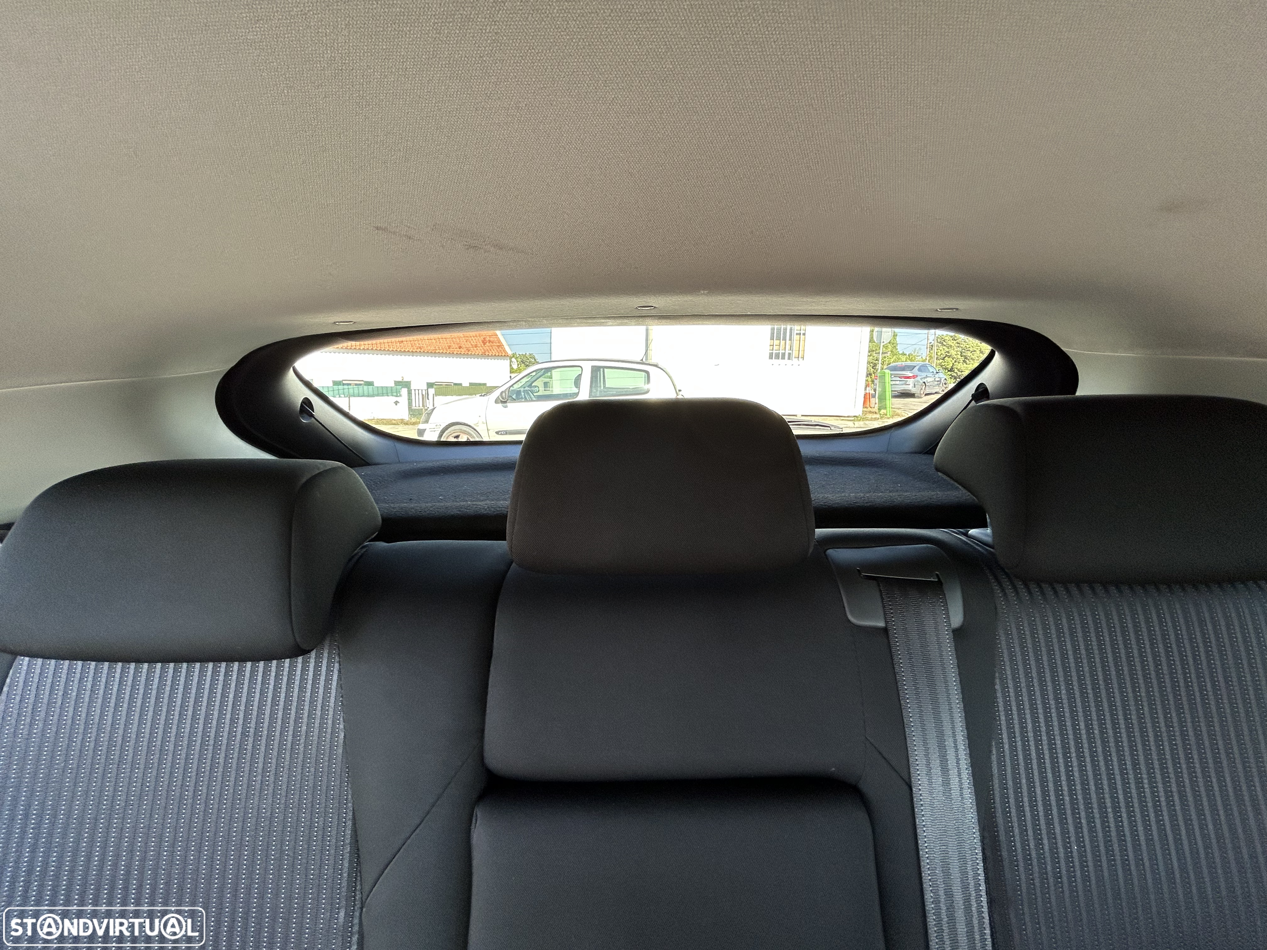 Mazda 3 1.5 Sky-G Evolve HS Navi - 39