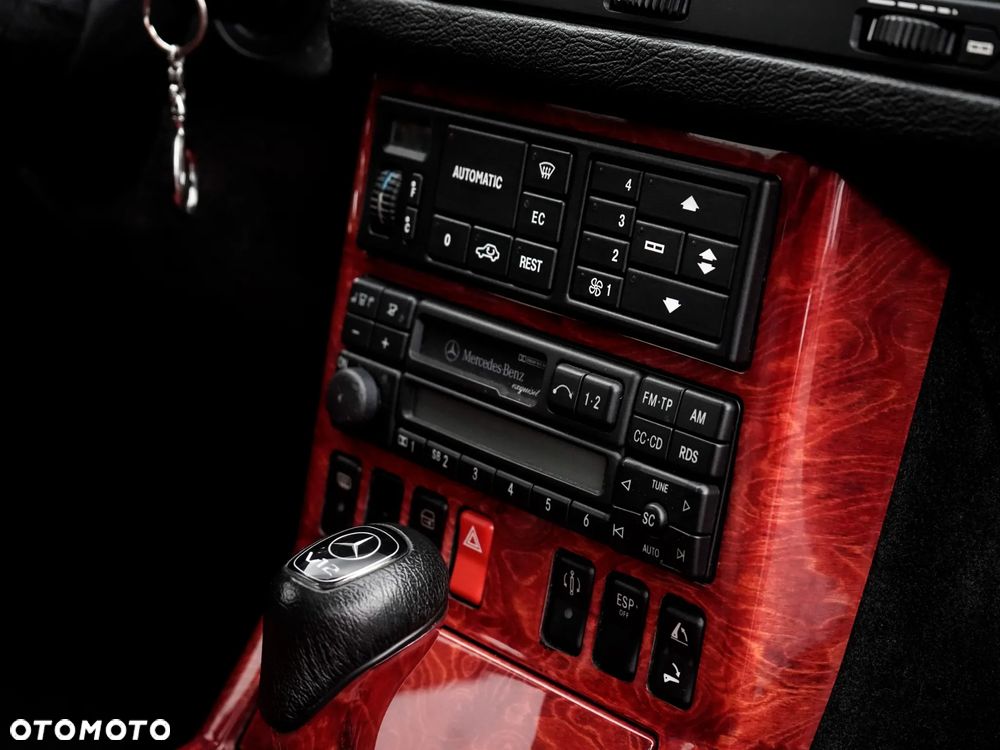 Mercedes-Benz SL 600 - 12