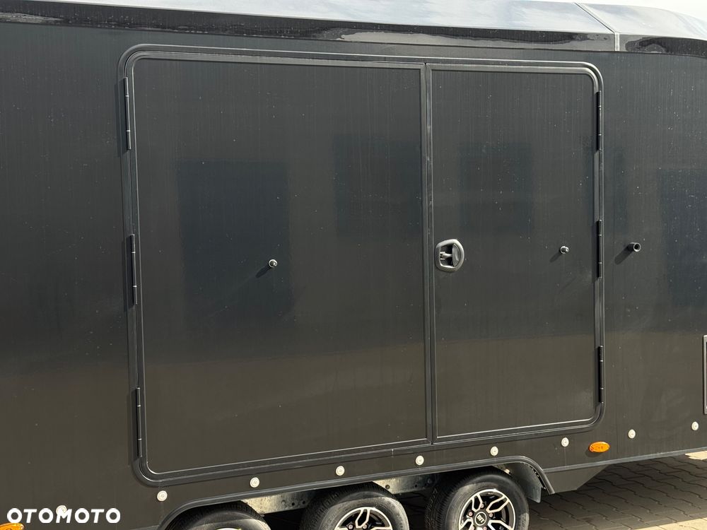 Brian James Trailers Race Transporter 7 - 11