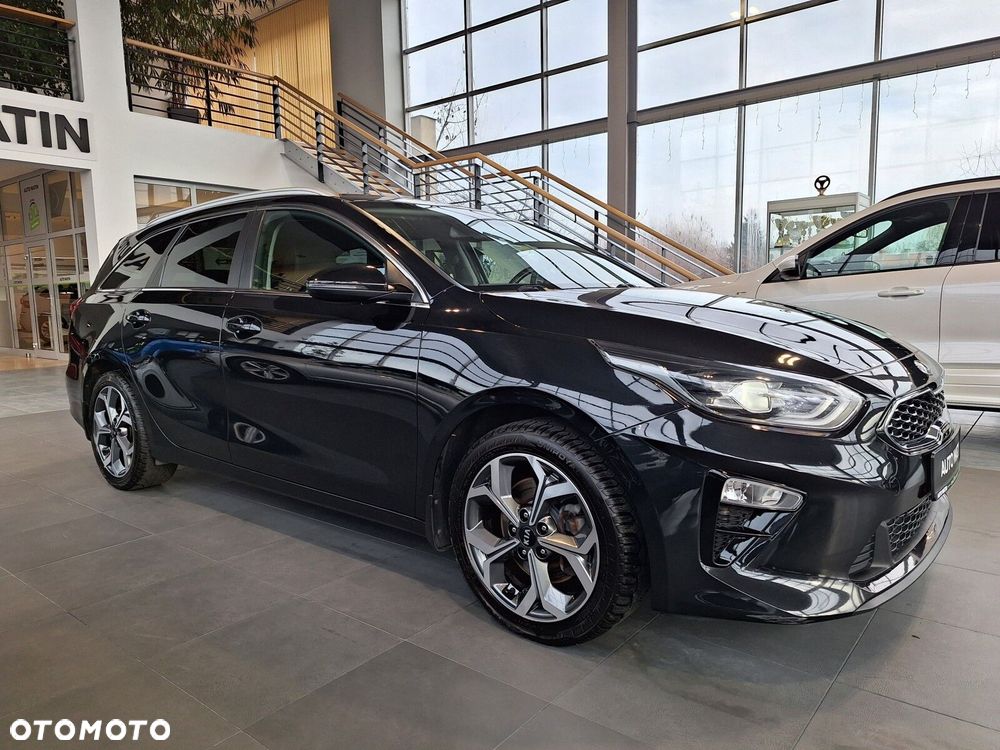 Kia Ceed 1.4 T-GDI L Business Line Plus DCT - 12