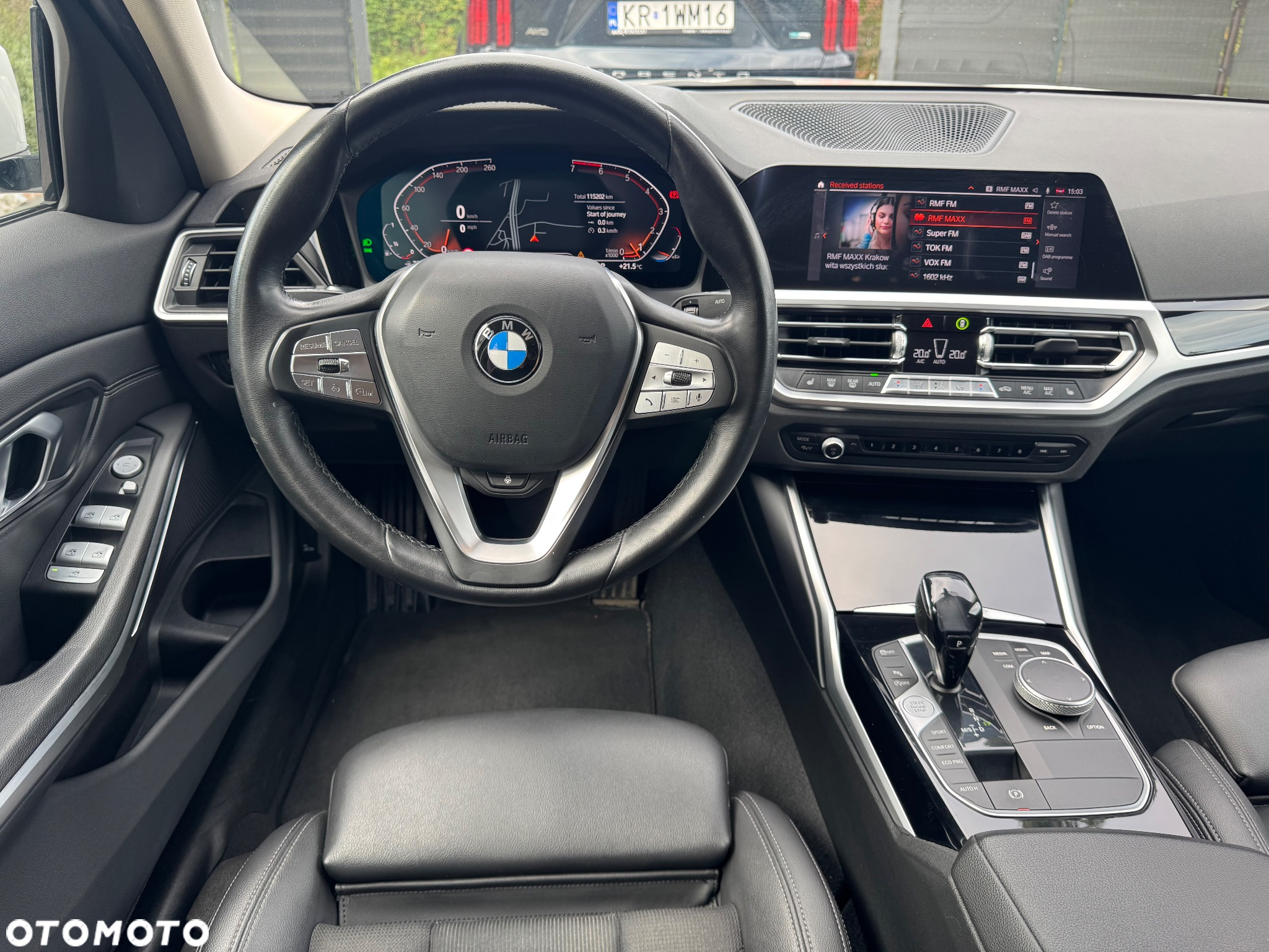 BMW Seria 3 320i xDrive Sport Line - 26