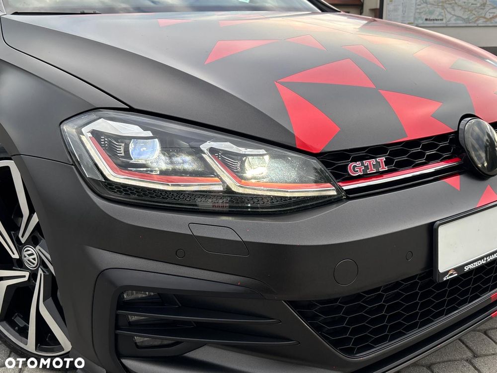 Volkswagen Golf GTI (BlueMotion Technology) DSG Performance - 33