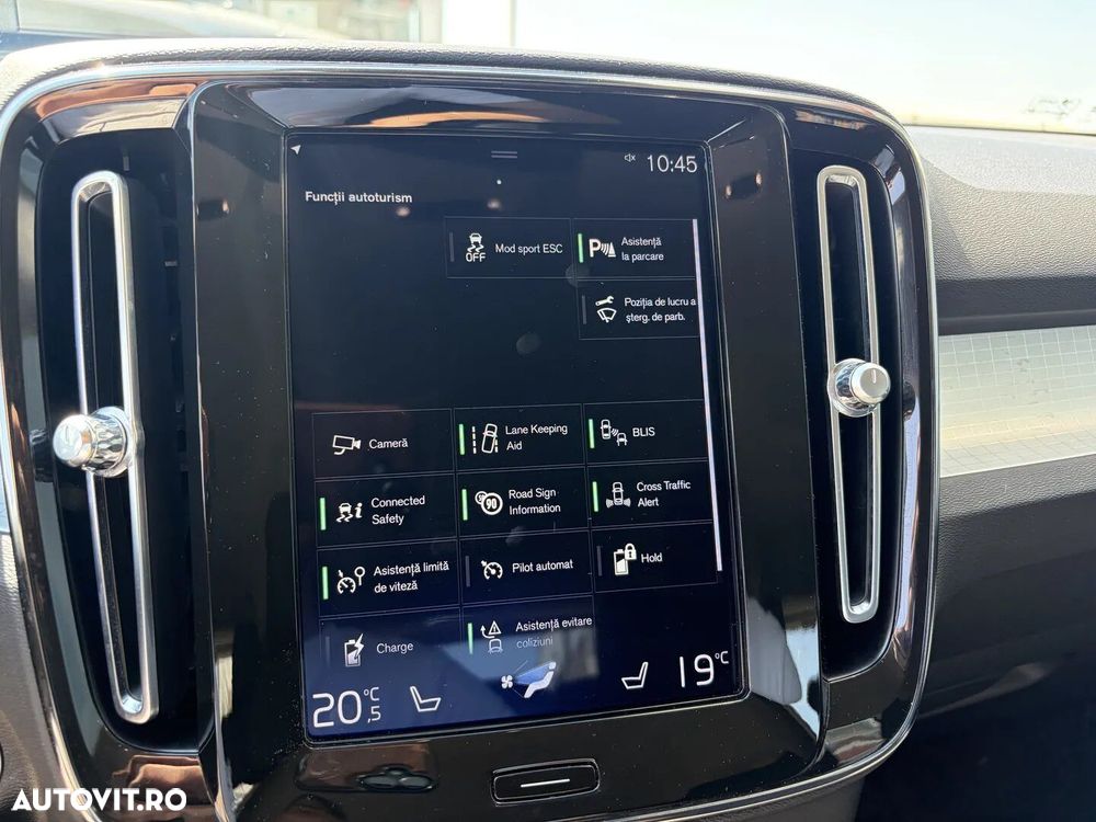 Volvo XC 40 - 27