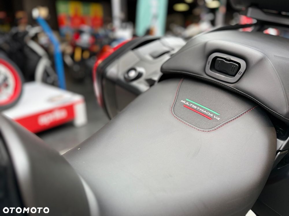Ducati Multistrada - 12