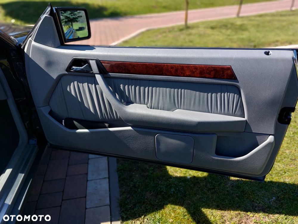 Mercedes-Benz W124 (1984-1993) - 19