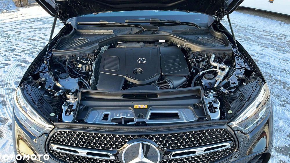 Mercedes-Benz GLC - 22