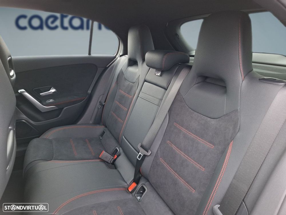 Mercedes-Benz A 250 e - 14