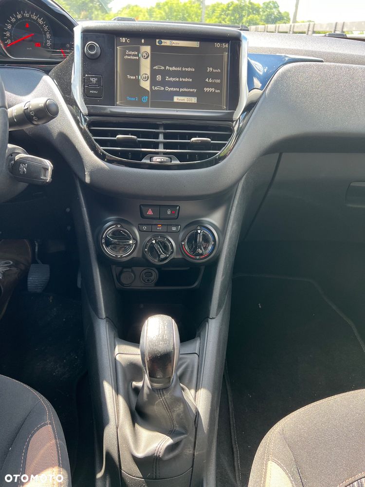 Peugeot 208 1.6 e-HDi Active STT - 10