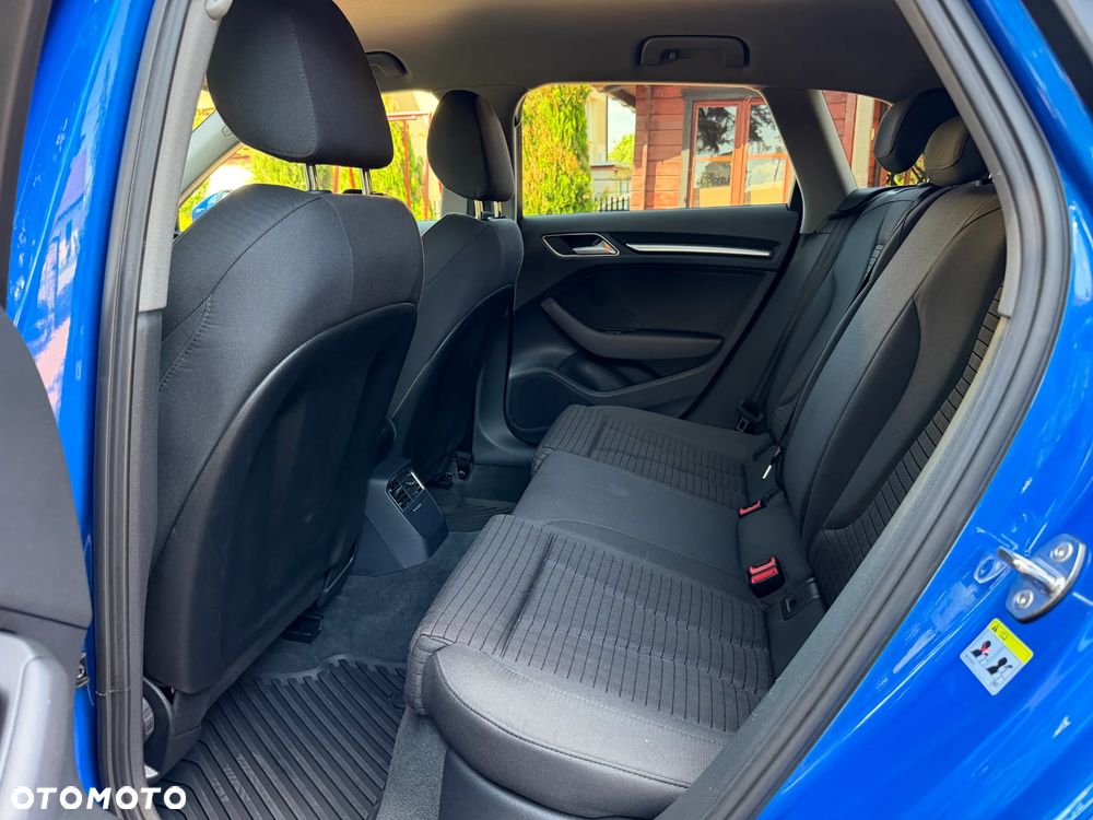 Audi A3 Sportback 1.5 TFSI cylinder on demand sport - 19