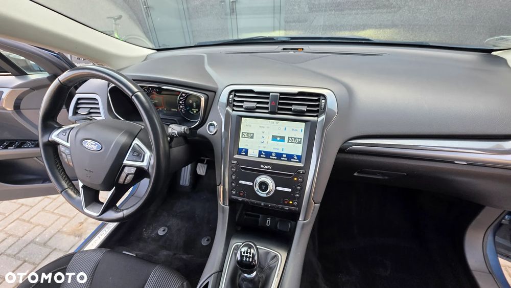 Ford Mondeo 2.0 TDCi STart-Stopp Titanium - 33