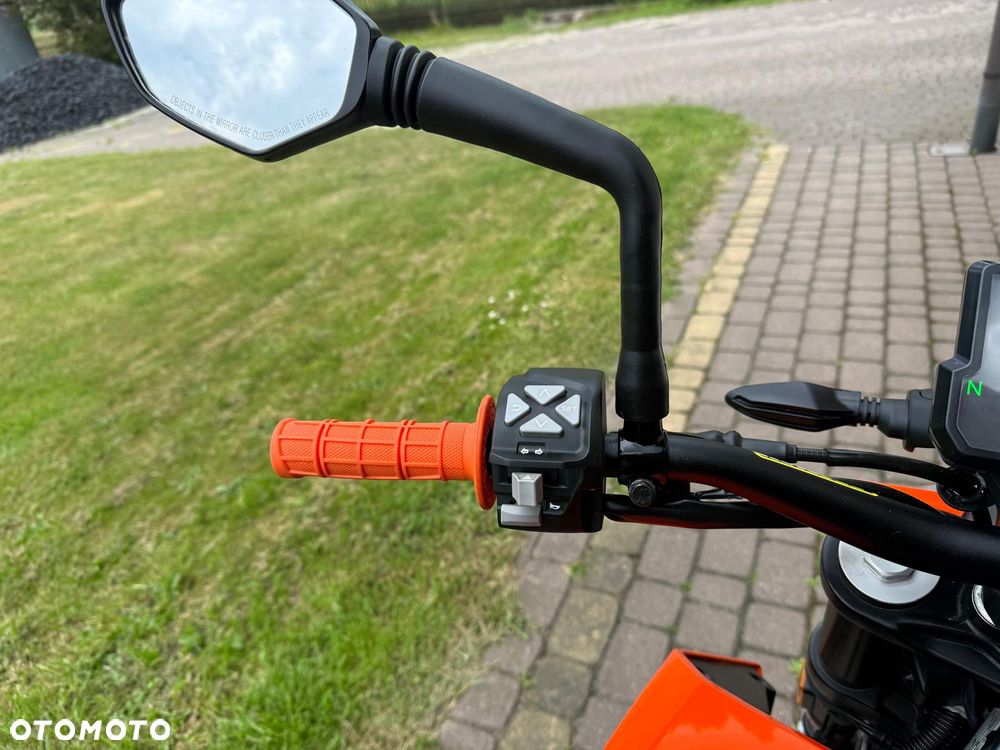 KTM Duke 125 - 9