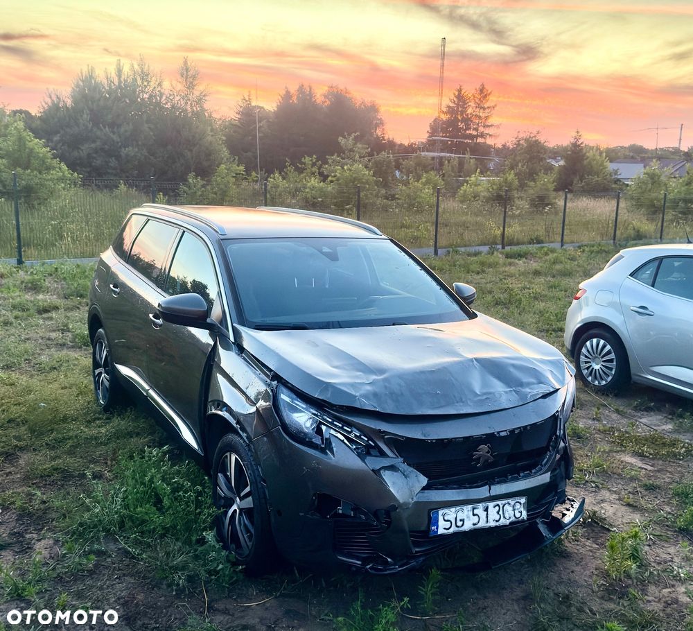 Peugeot 5008 - 1