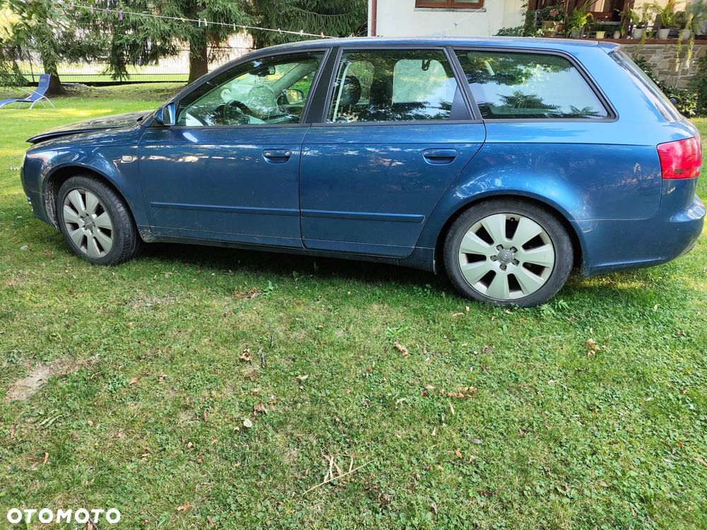 Audi A4 Avant 2.0 TDI - 4