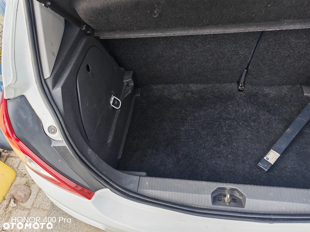 Opel Corsa 1.2 16V Enjoy - 16