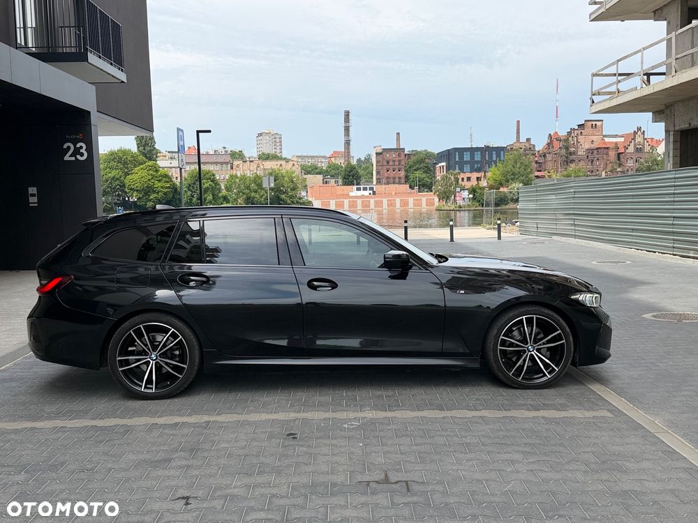 BMW Seria 3 320d xDrive MHEV M Sport sport - 3