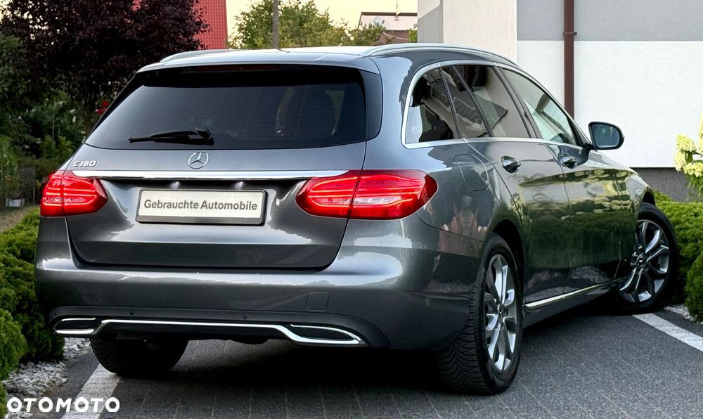 Mercedes-Benz Klasa C 180 9G-TRONIC - 29