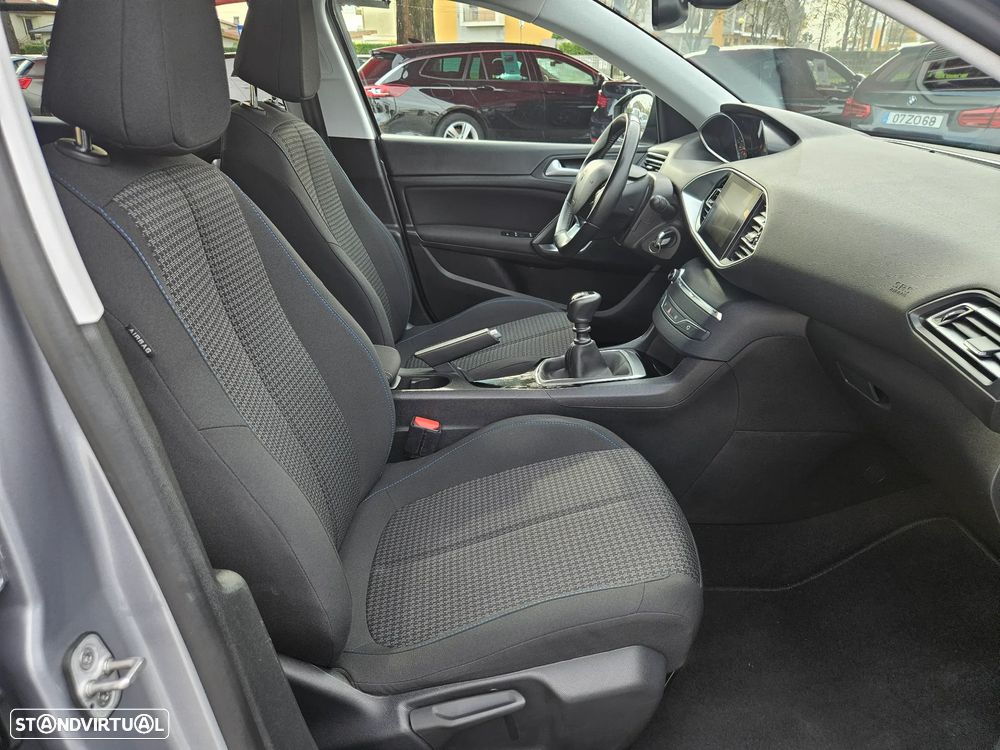 Peugeot 308 SW 1.5 BlueHDi Style - 14