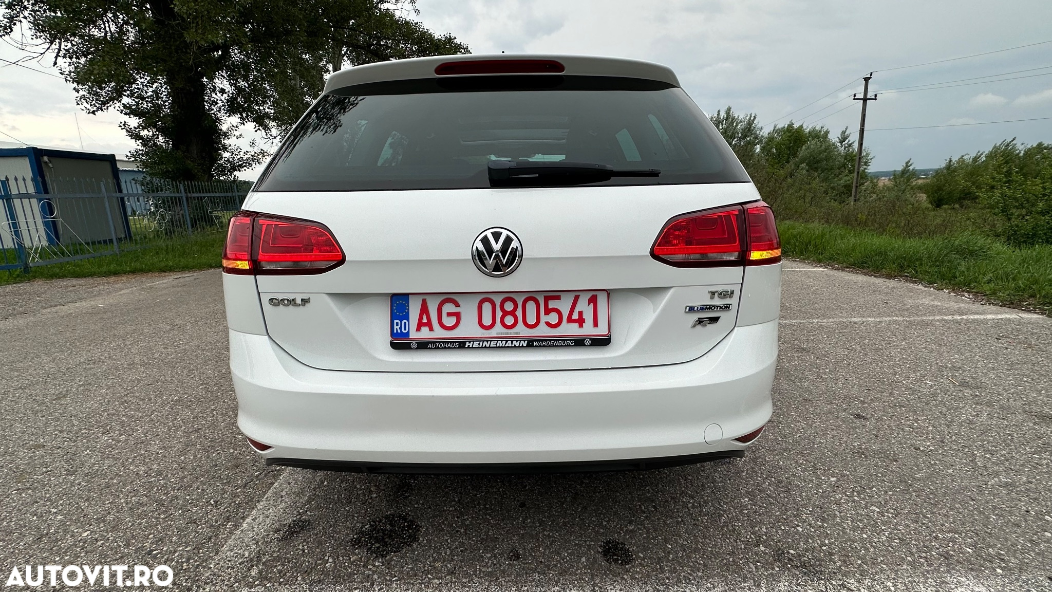 Volkswagen Golf 1.4 TSI BlueMotion Technology DSG Highline - 20