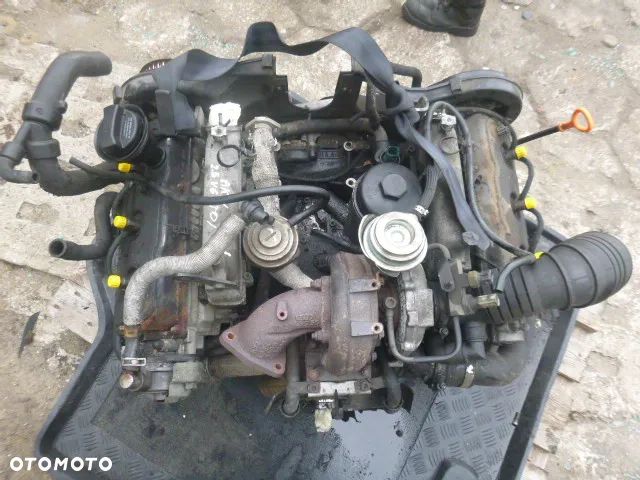 SILNIK VOLKSWAGEN PASSAT B5 FL 2.5 TDI AKN - 2
