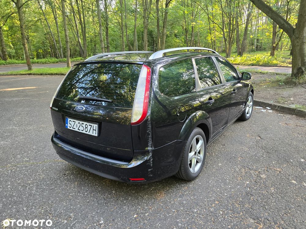 Ford Focus - 10
