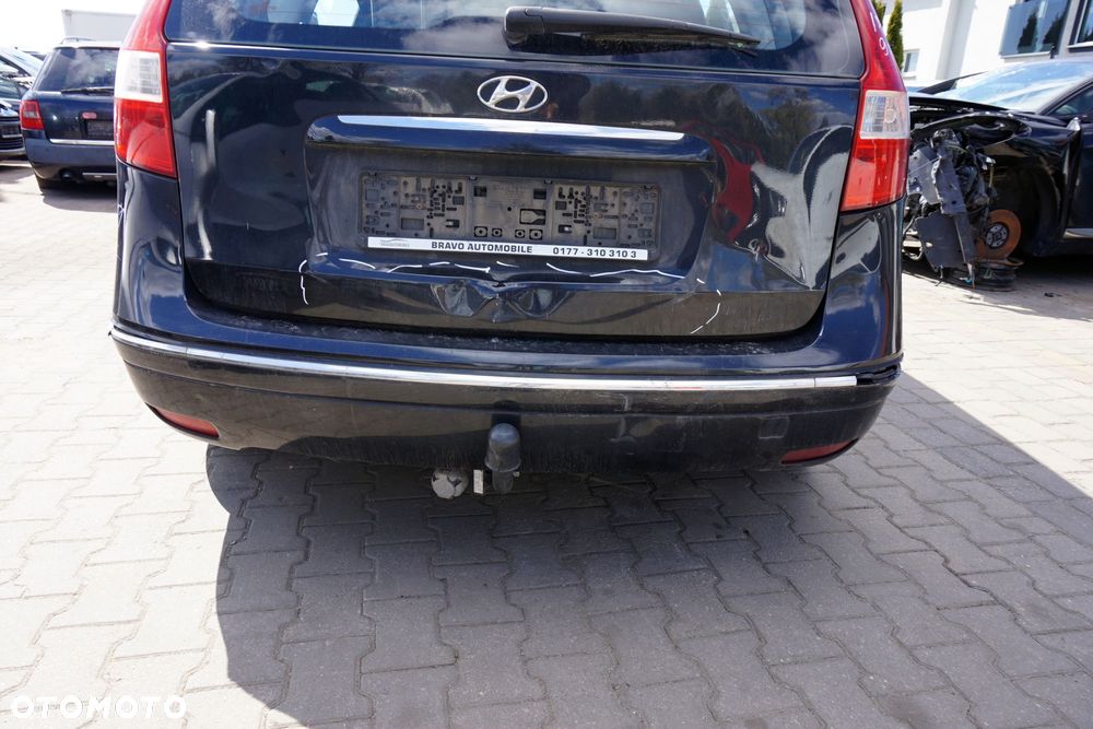 ZDERZAK TYLNY I30 I KOMBI 9F  SZARY HYUNDAI 2007-2010 - 1