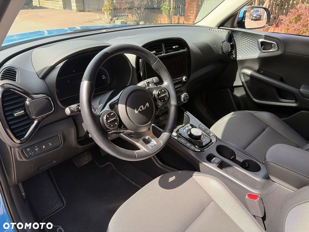 Kia Soul 64kWh L - 9