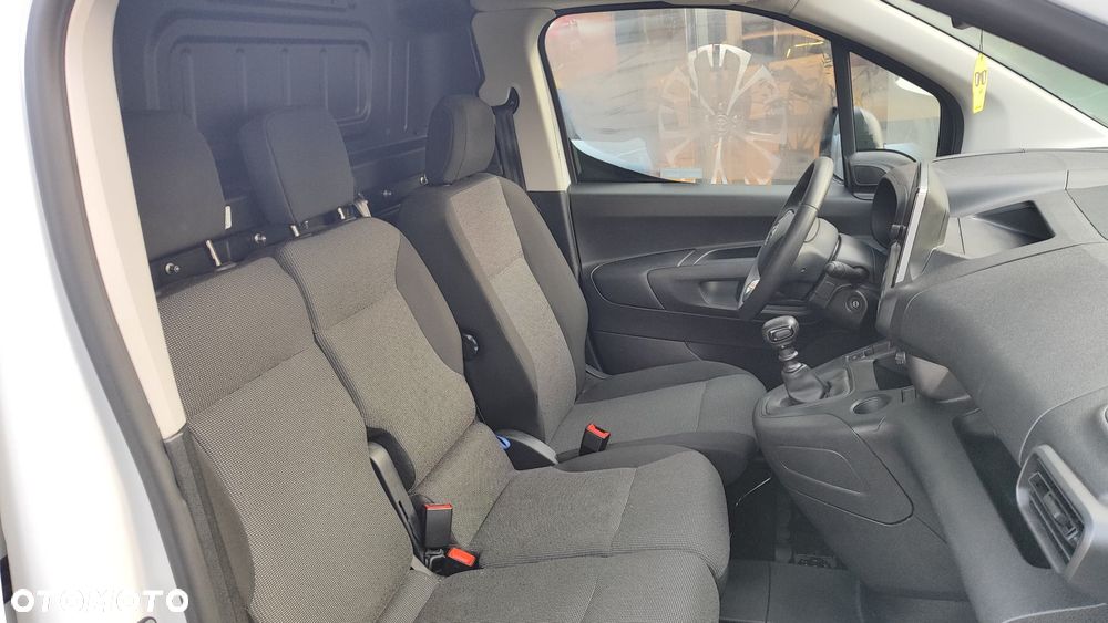 Toyota PROACE CITY - 13