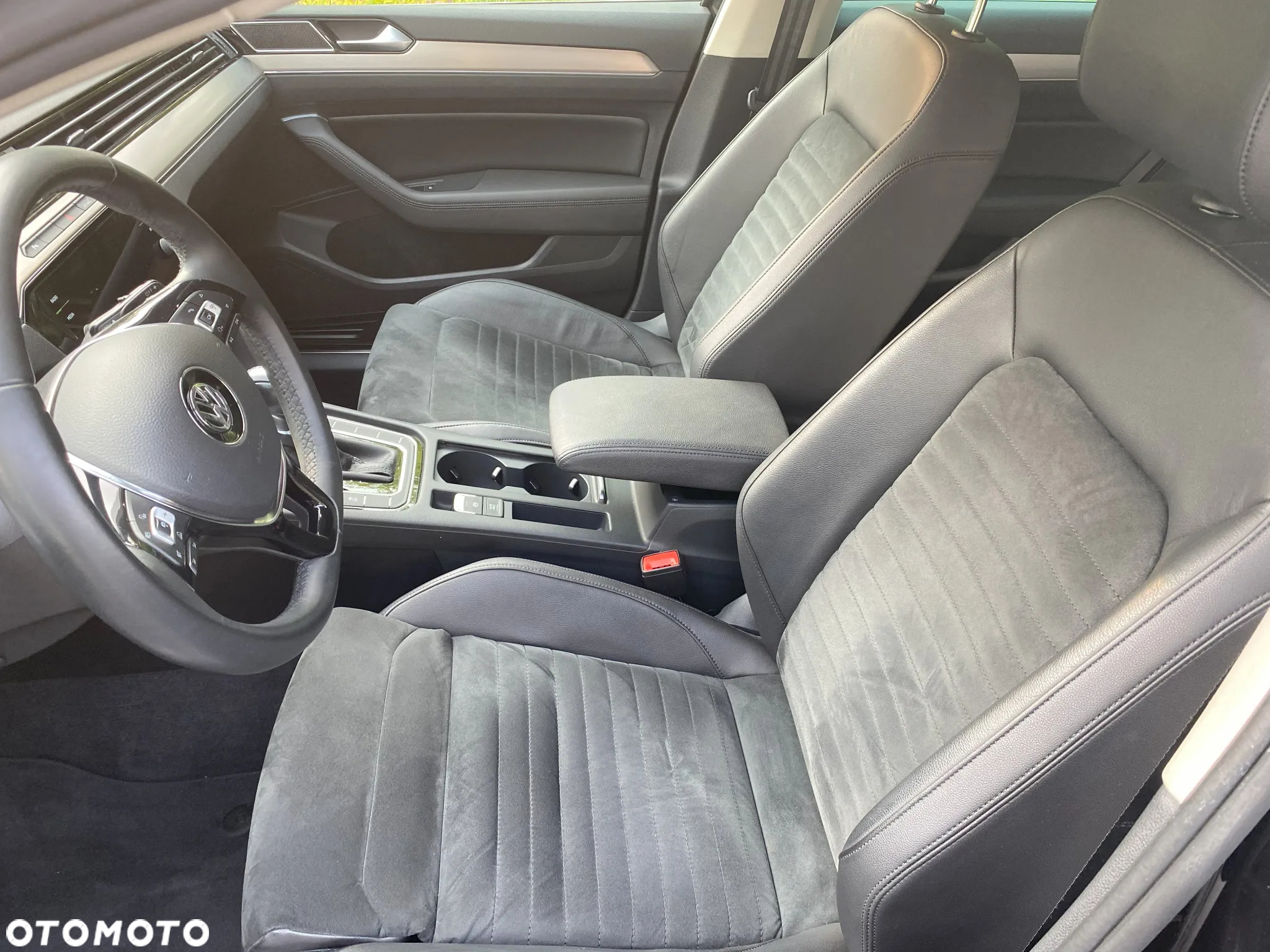 Volkswagen Passat 1.8 TSI BMT Highline DSG - 10