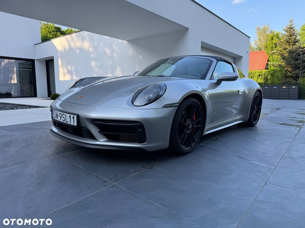 Porsche 911 Targa 4 GTS - 14