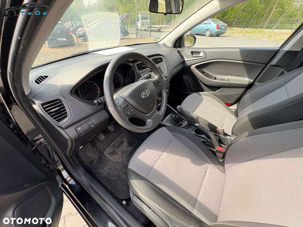 Hyundai i20 blue 1.2 Classic - 20