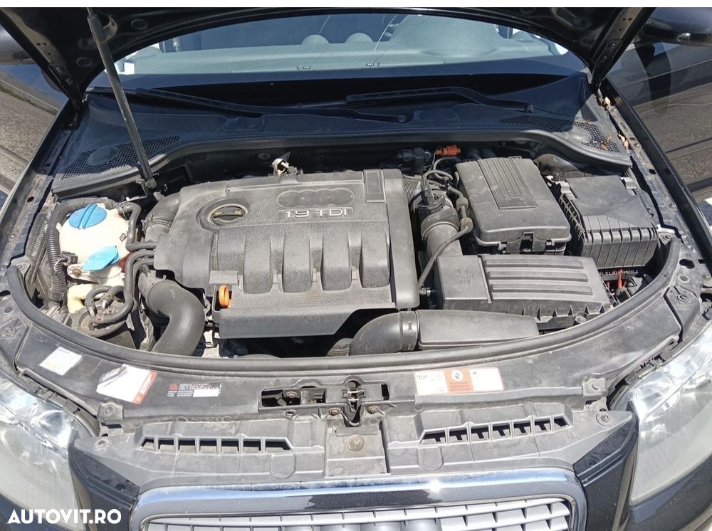 Audi A3 1.9 TDI DPF Ambiente - 8
