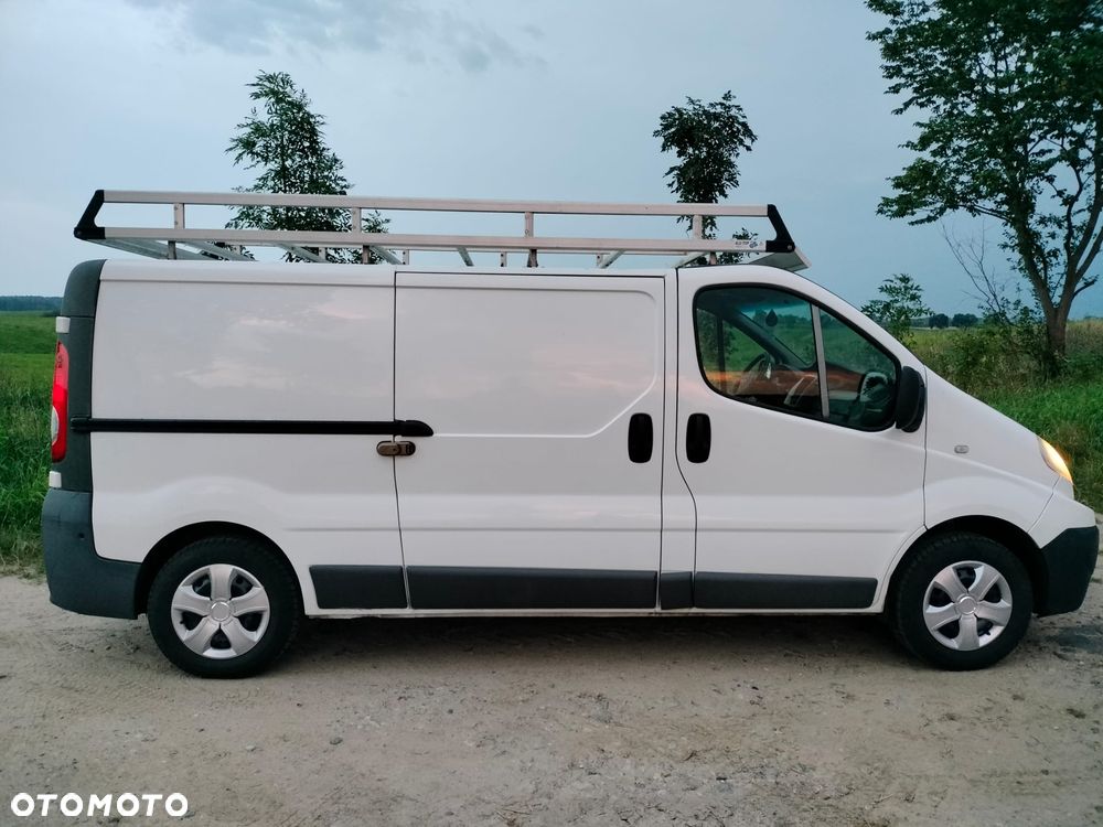 Renault trafic - 1