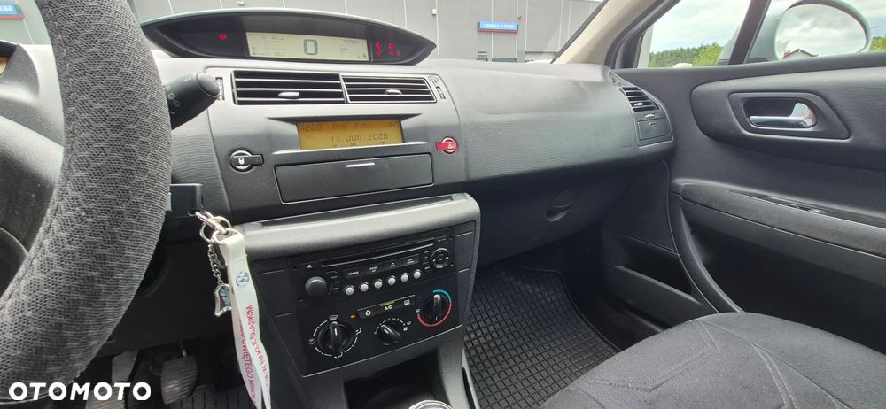 Citroën C4 1.4 16V Magic - 15