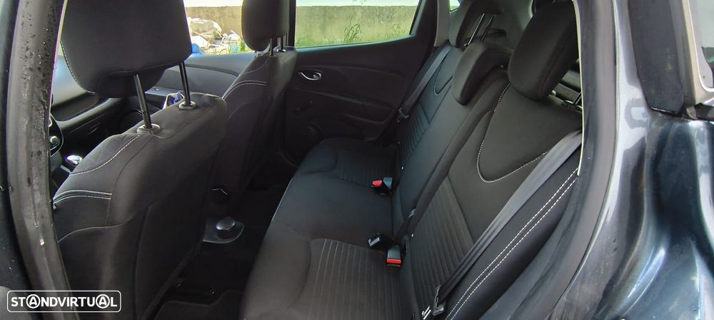 Renault Clio 1.5 dCi Limited - 10