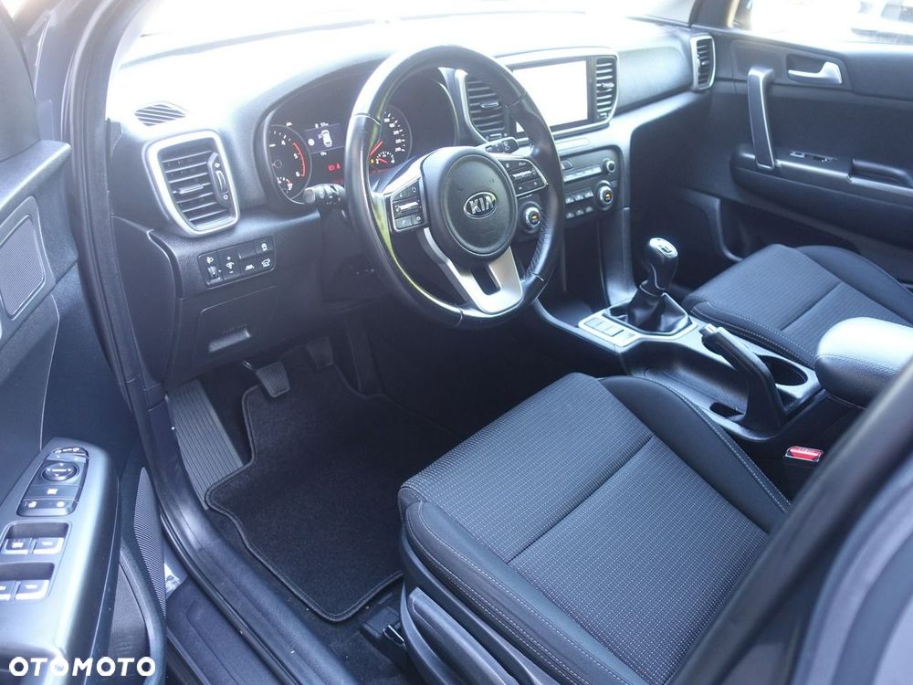 Kia Sportage 1.6 CRDI Black Edition 2WD - 9