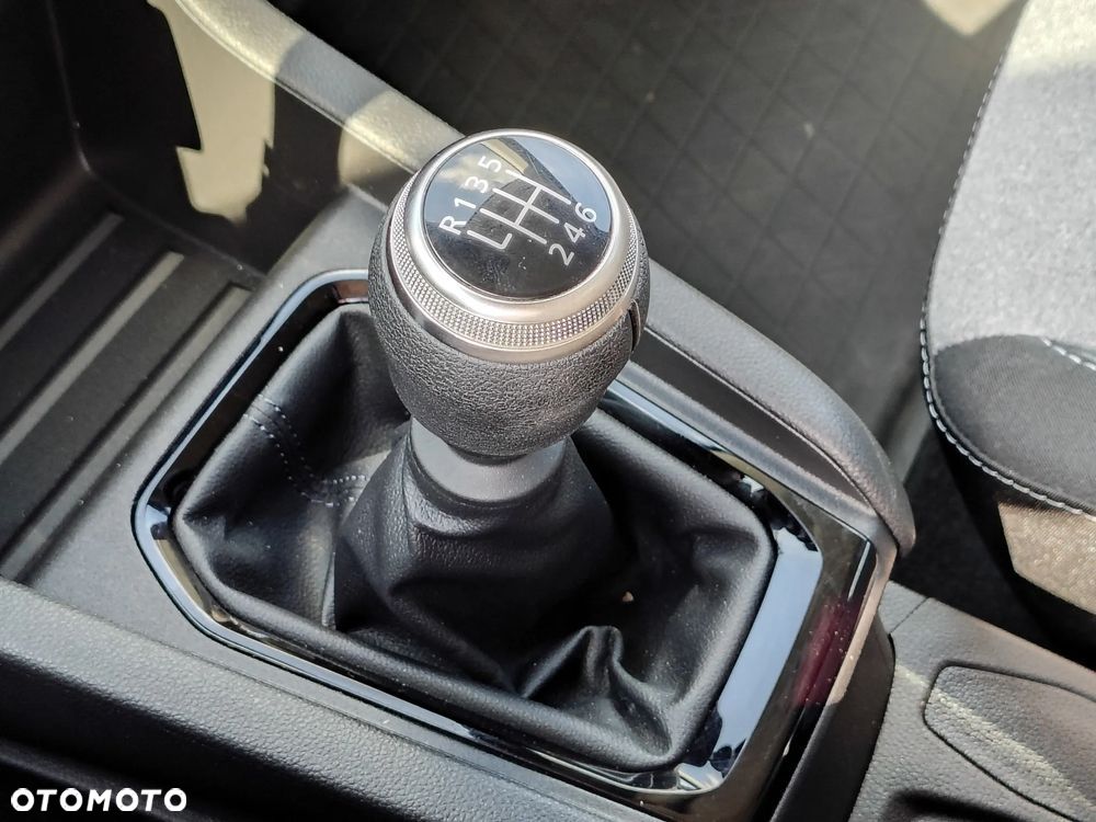 Renault Clio - 27