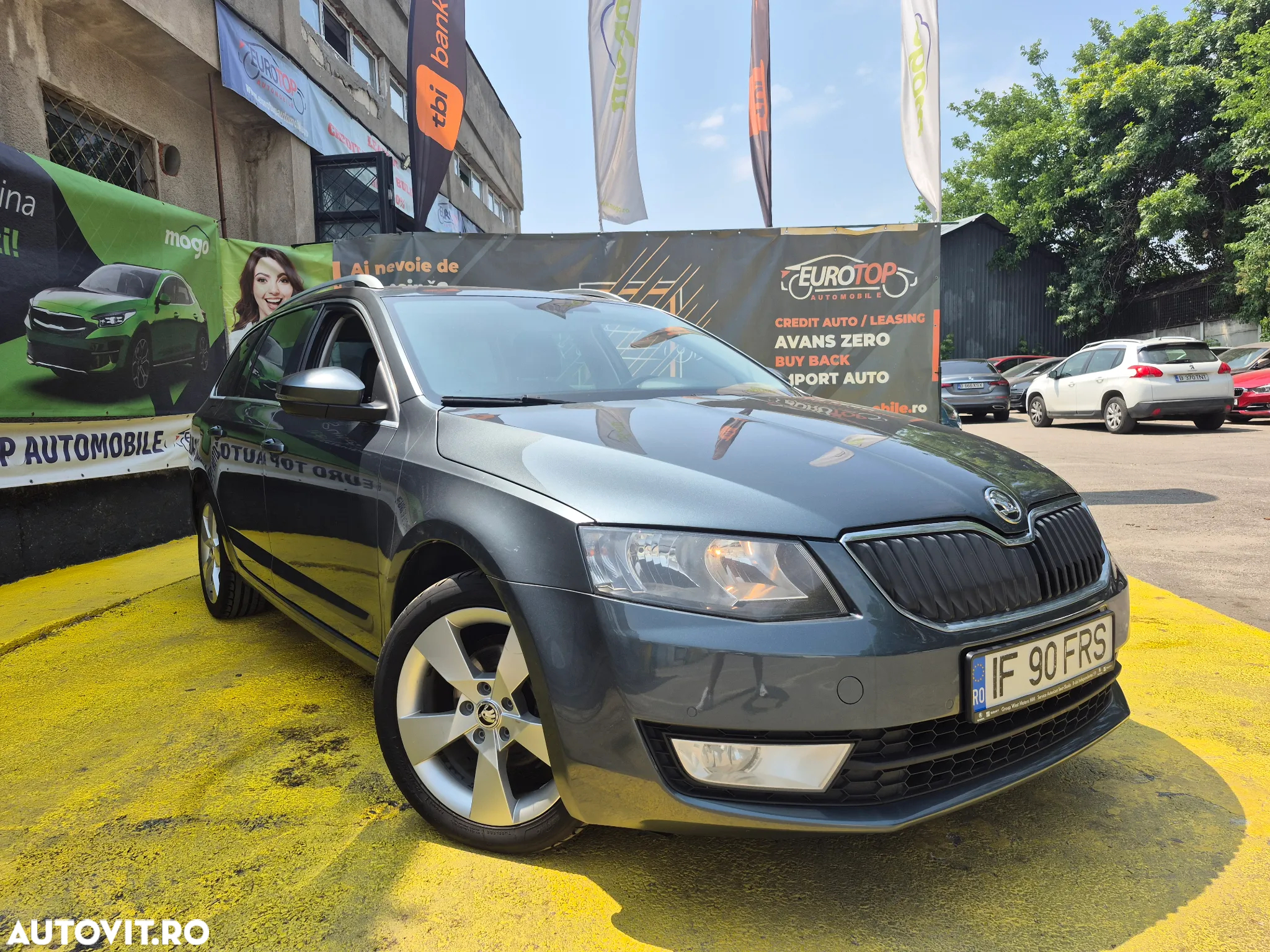 Skoda Octavia 1.6 TDI DSG Style - 3
