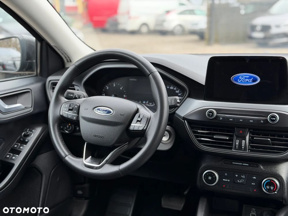 Ford Focus SW 1.5 EcoBlue Trend Edition - 24