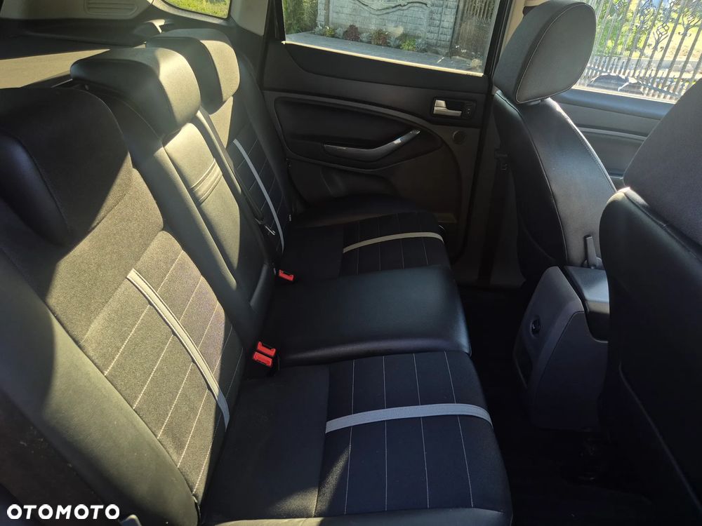 Ford Kuga 2.0 TDCi Trend - 10