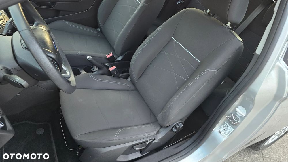 Ford Fiesta - 22