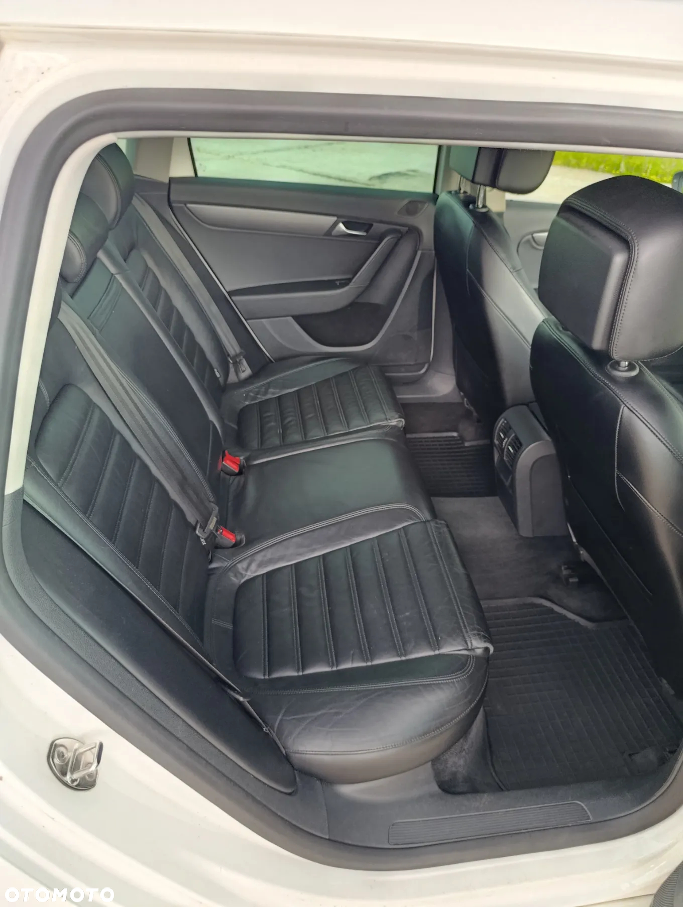 Volkswagen Passat 2.0 TDI 4Mot Highline DSG - 26