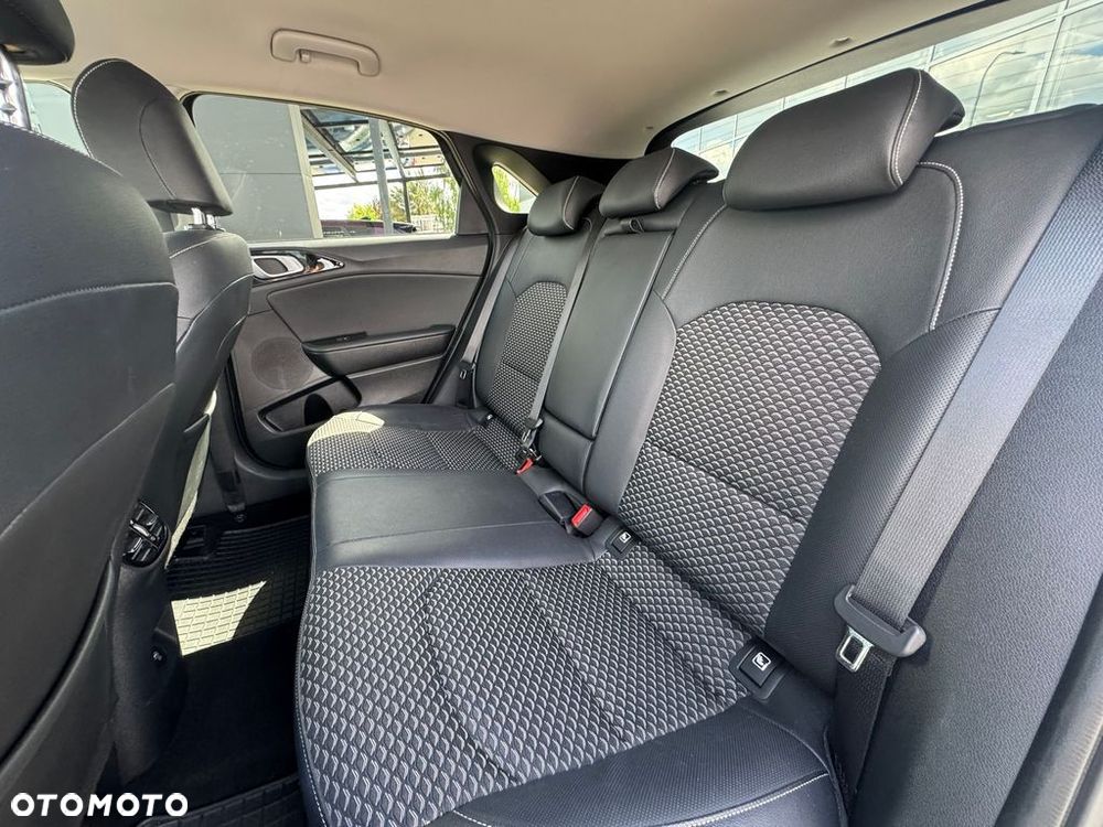 Kia Ceed 1.5 T-GDI Tribute DCT - 18