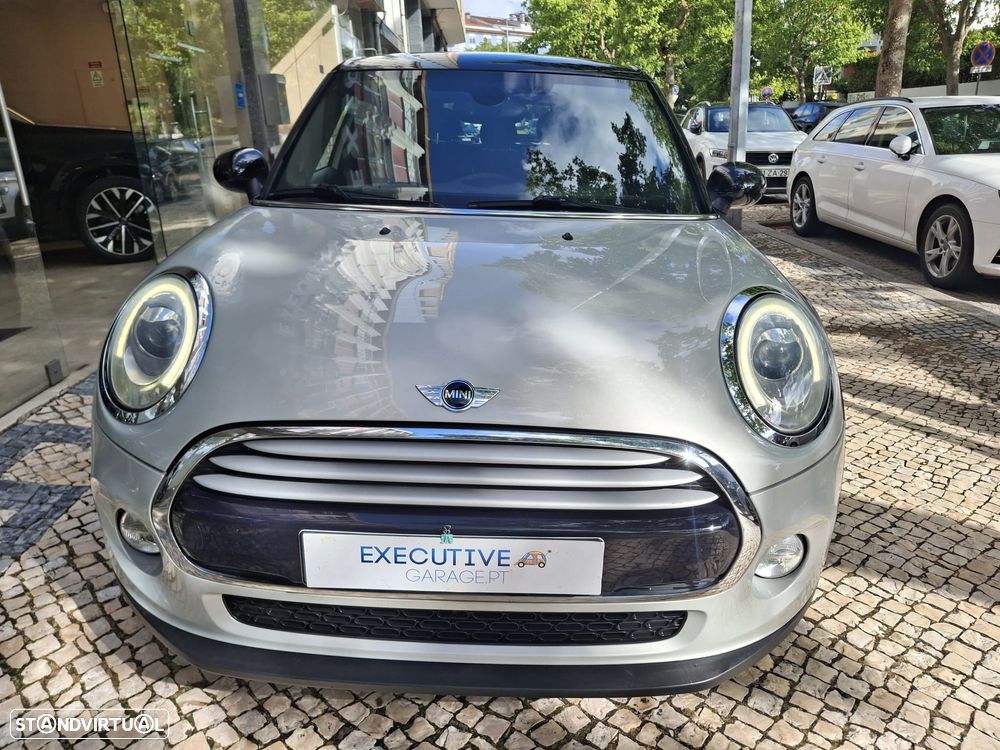 MINI 5 Portas Cooper D Auto - 5