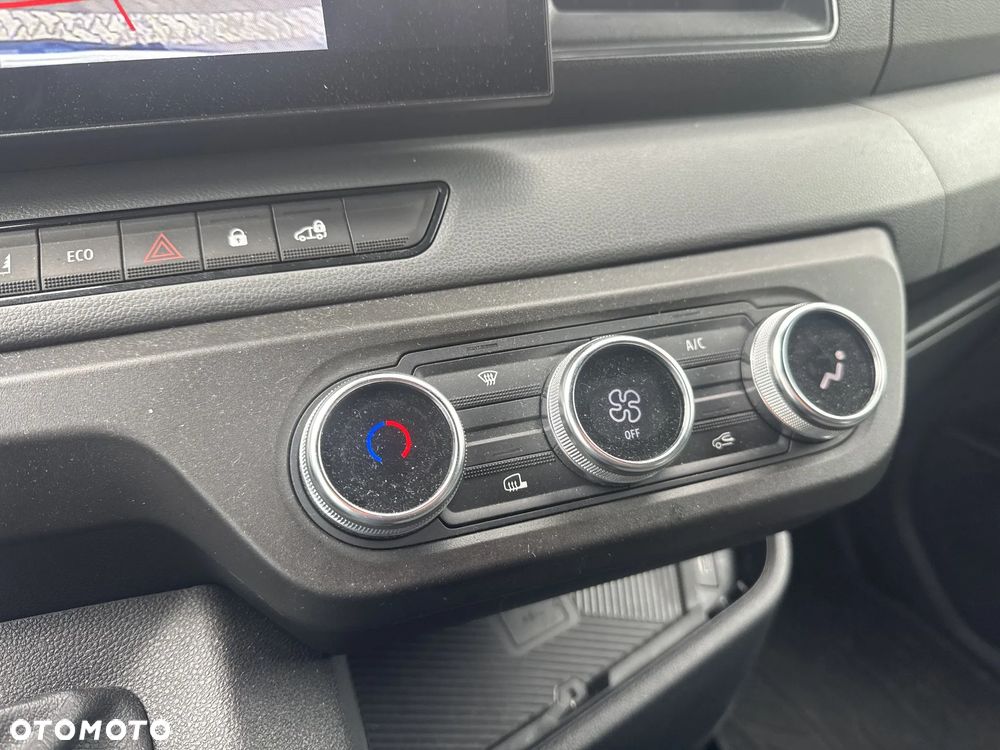 Nissan Interstar - 26