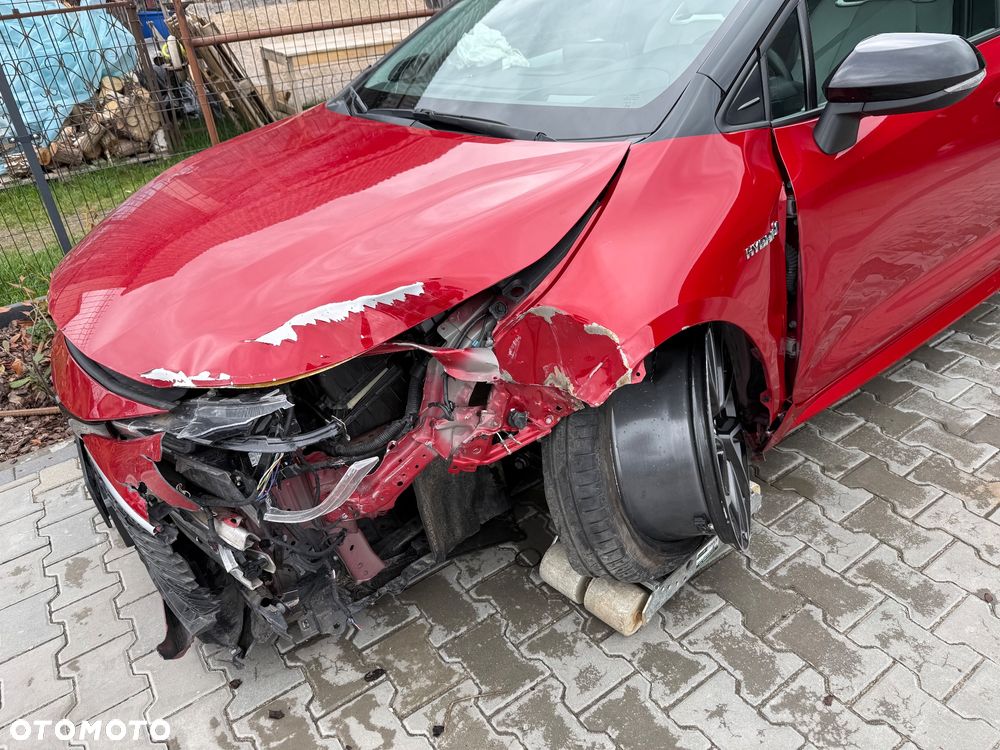 Toyota Corolla 2.0 Hybrid Executive - 14