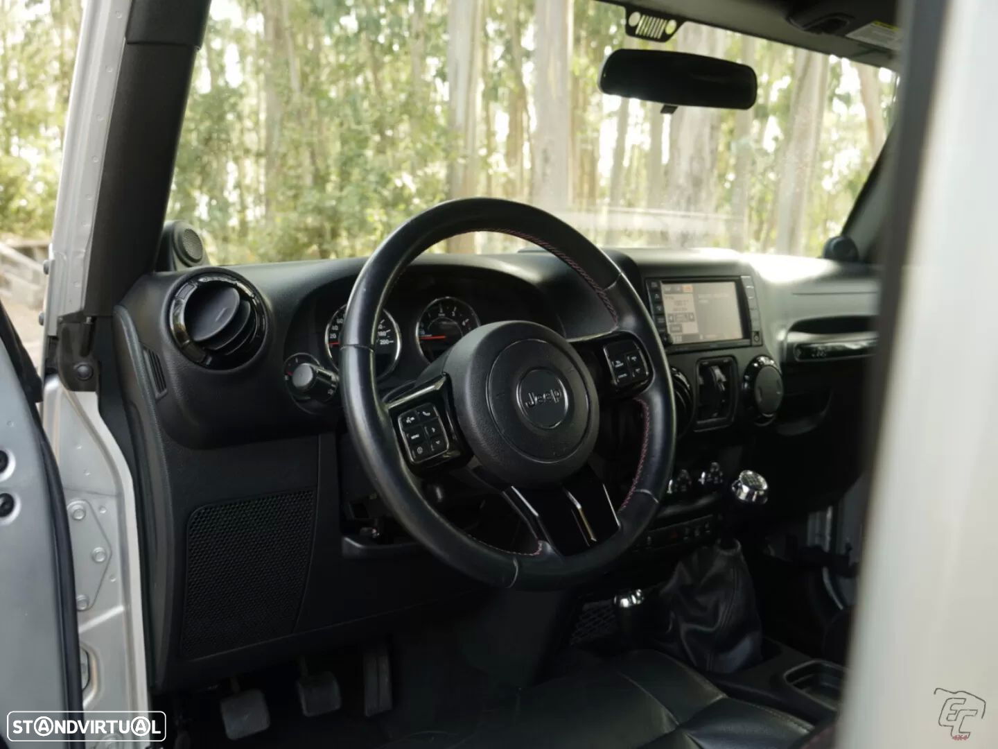 Jeep Wrangler Unlimited 2.8 CRD DPF Sahara - 17